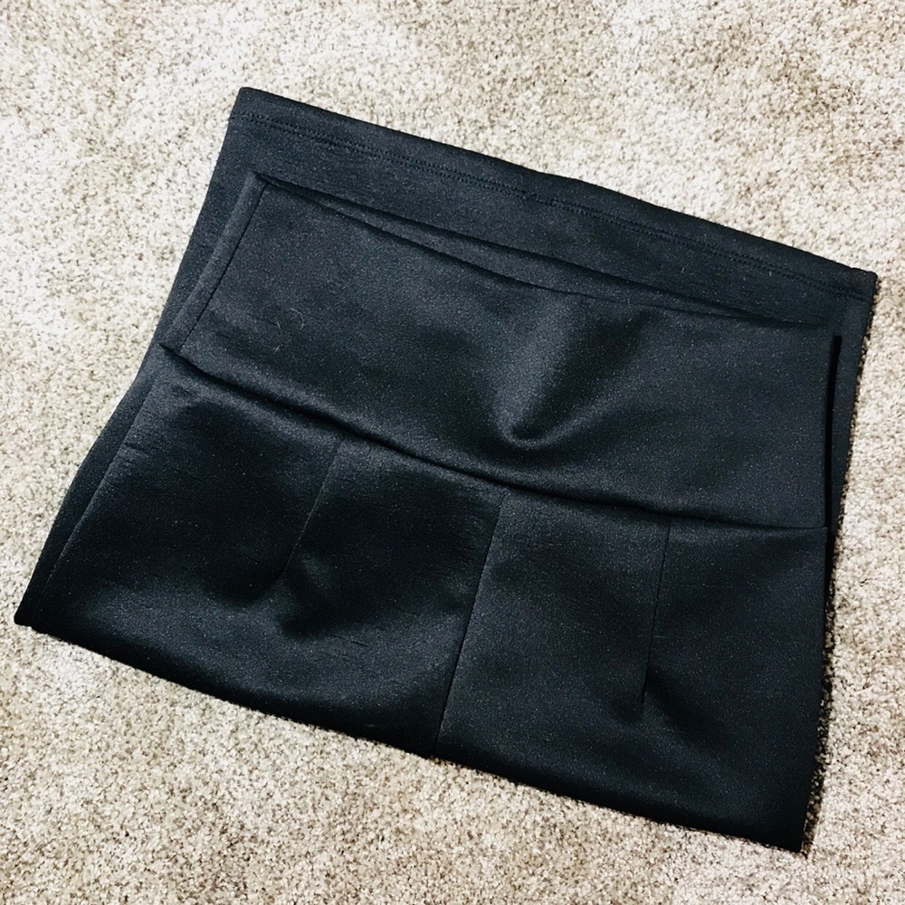 Silhouette Pencil skirt